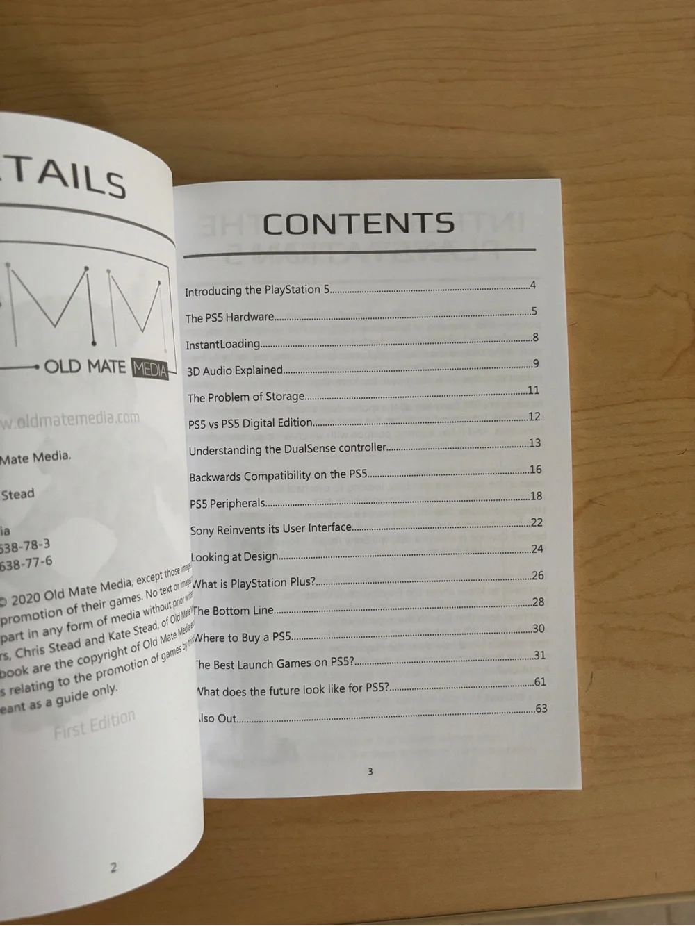 Sony PS5 Blue & White Gaming Guide - Good Game Guides